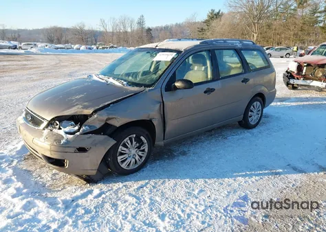 2005 Ford Focus Zxw из США, поврежденный, VIN 1FAHP36N95W138603